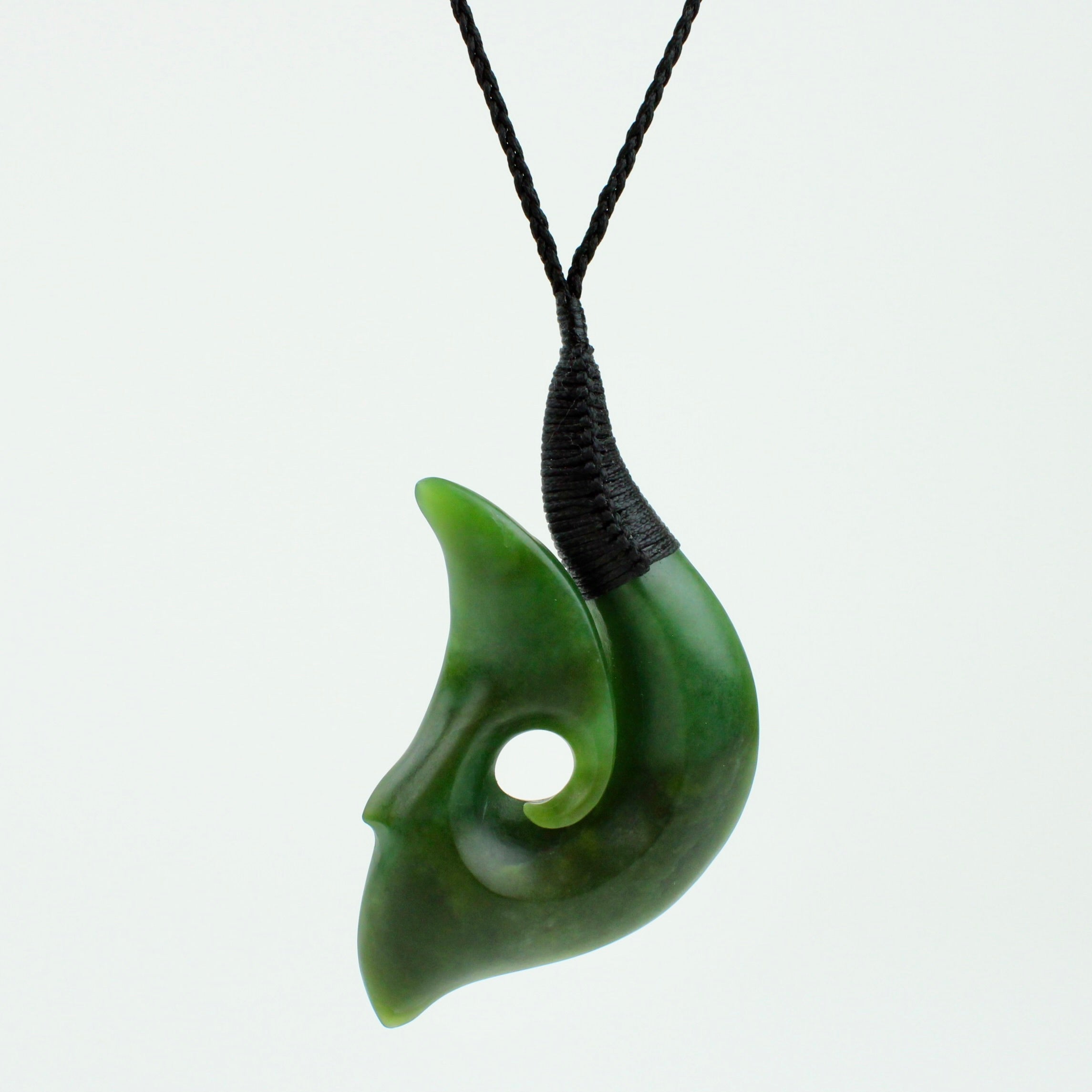 Greenstone Hei Matau Kawakawa Arahura – Kina NZ Design Artspace