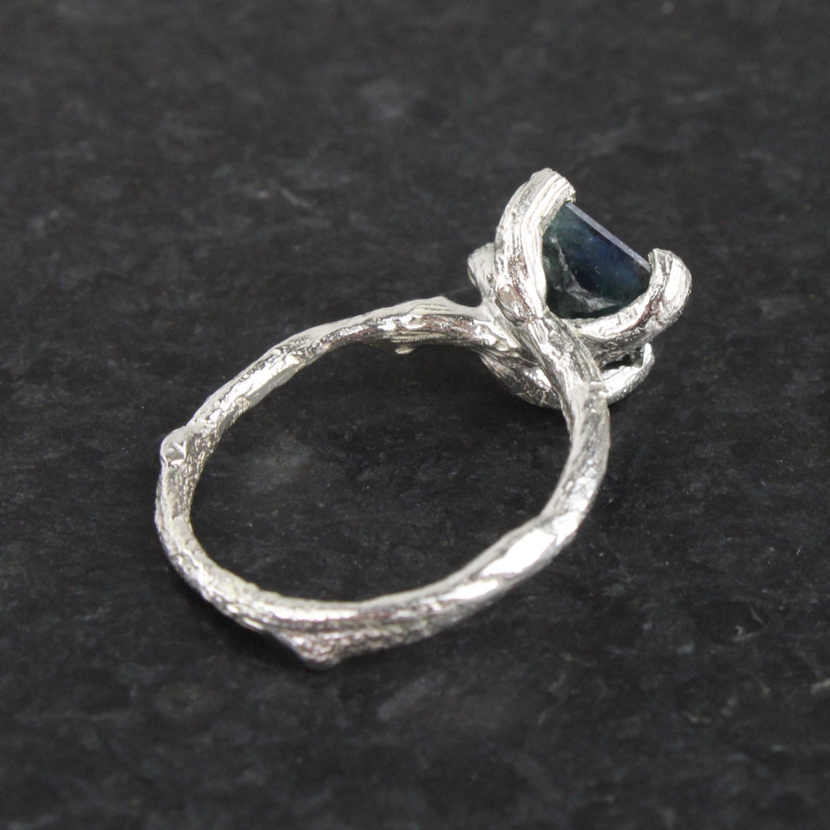 Briar Roots Ring - square sapphire – Kina NZ Design + Artspace